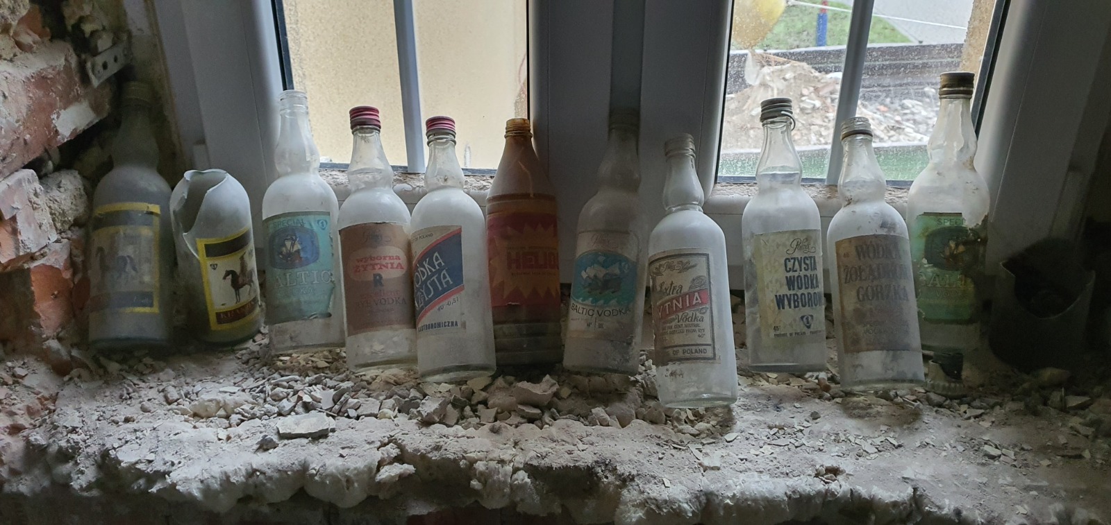 Znalezisko z rozbiórki — kolekcja z minionej epoki
